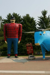 Paul Bunyan and his bull Babe